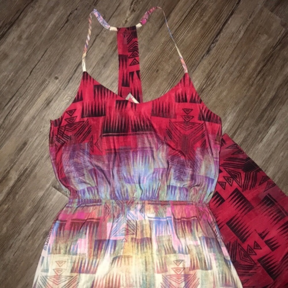 👄SOCIALITE👄GEO PRINTED MAXI DRESS👄 - Picture 5 of 7